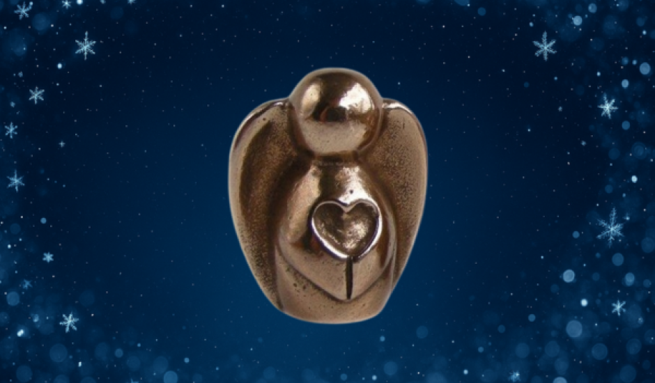 Bronzefiguren in Engelform